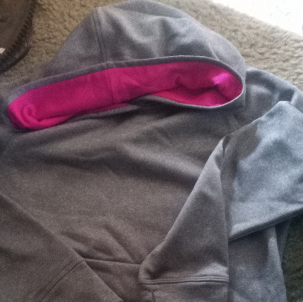 Hooded sweatshirt, xl juniors